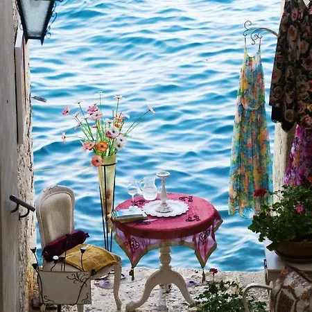 In With Balcony, Air Conditioning, Wifi, Washing Machine 5116-1 Apartamento Rovinj