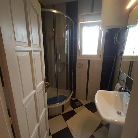 In With Balcony, Air Conditioning, Wifi, Washing Machine 5116-1 公寓