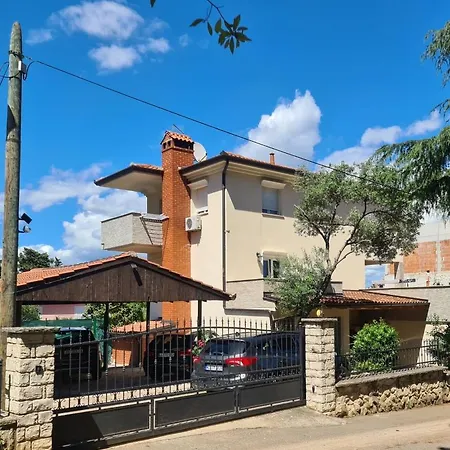In With Balcony, Air Conditioning, Wifi, Washing Machine 5116-1 Διαμέρισμα *