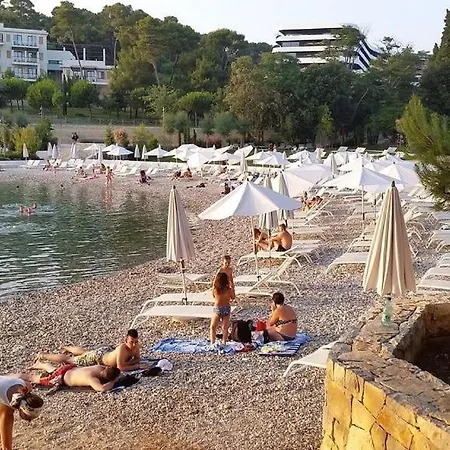 Διαμέρισμα In With Balcony, Air Conditioning, Wifi, Washing Machine 5116-1 Ρόβινι